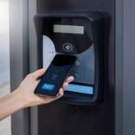 Ce diferențe există între sistemele de control acces cu și fără fir